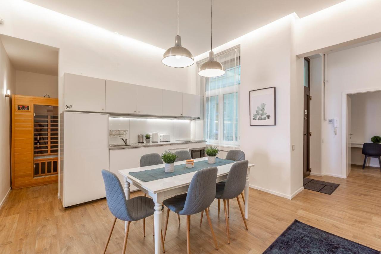 Exclusive Central Home With Sauna Next To The New York Cafe Budapest Exterior photo